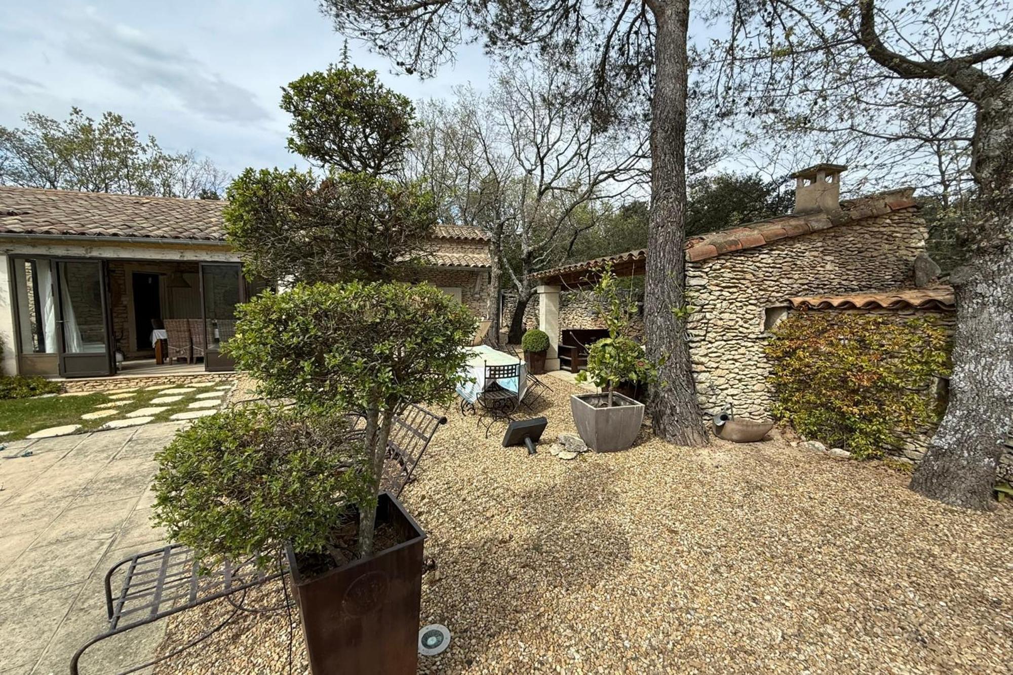 Beautiful Provencal Villa With Pool And Jacuzzi Лакост Екстериор снимка