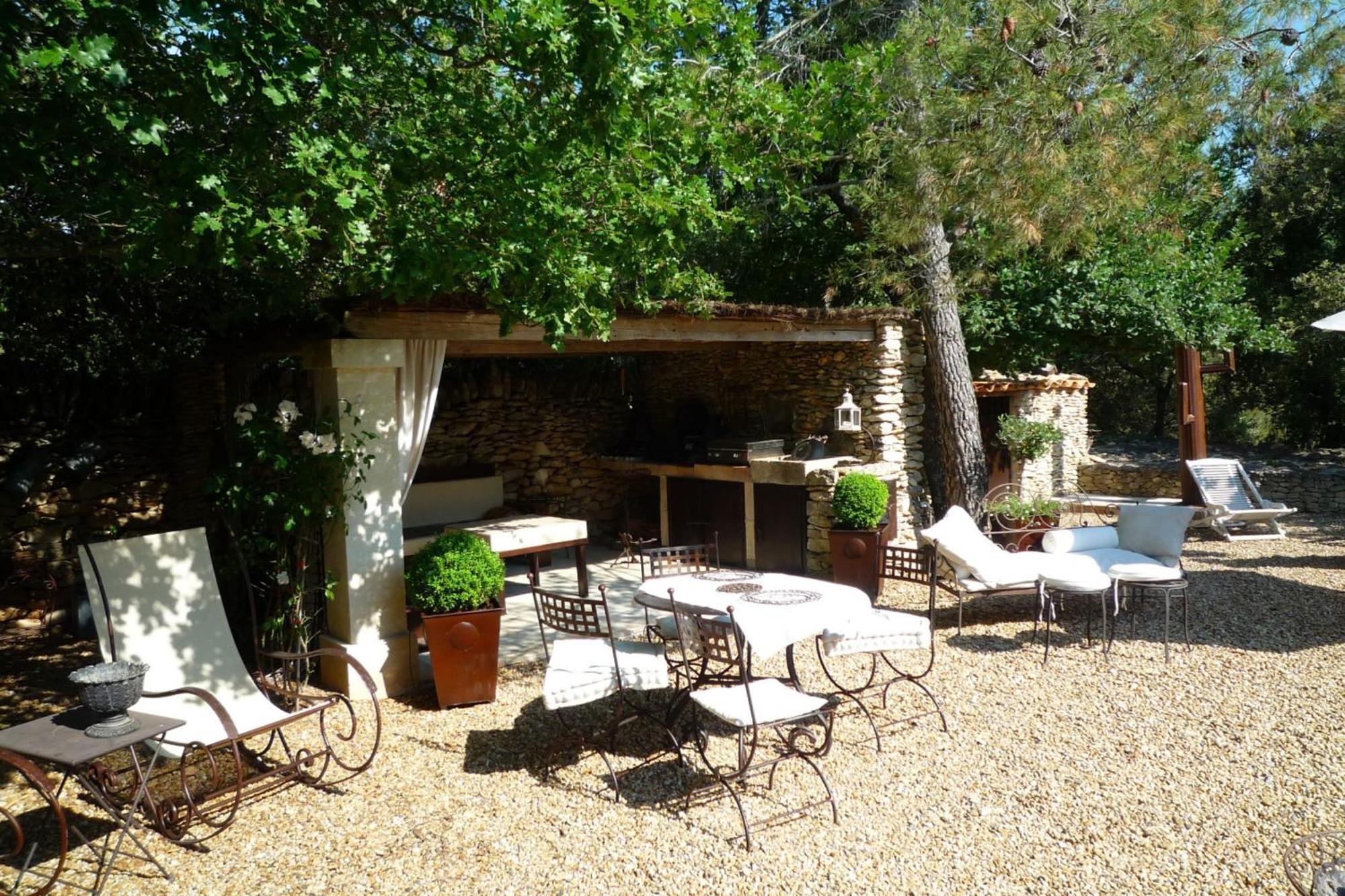 Beautiful Provencal Villa With Pool And Jacuzzi Лакост Екстериор снимка