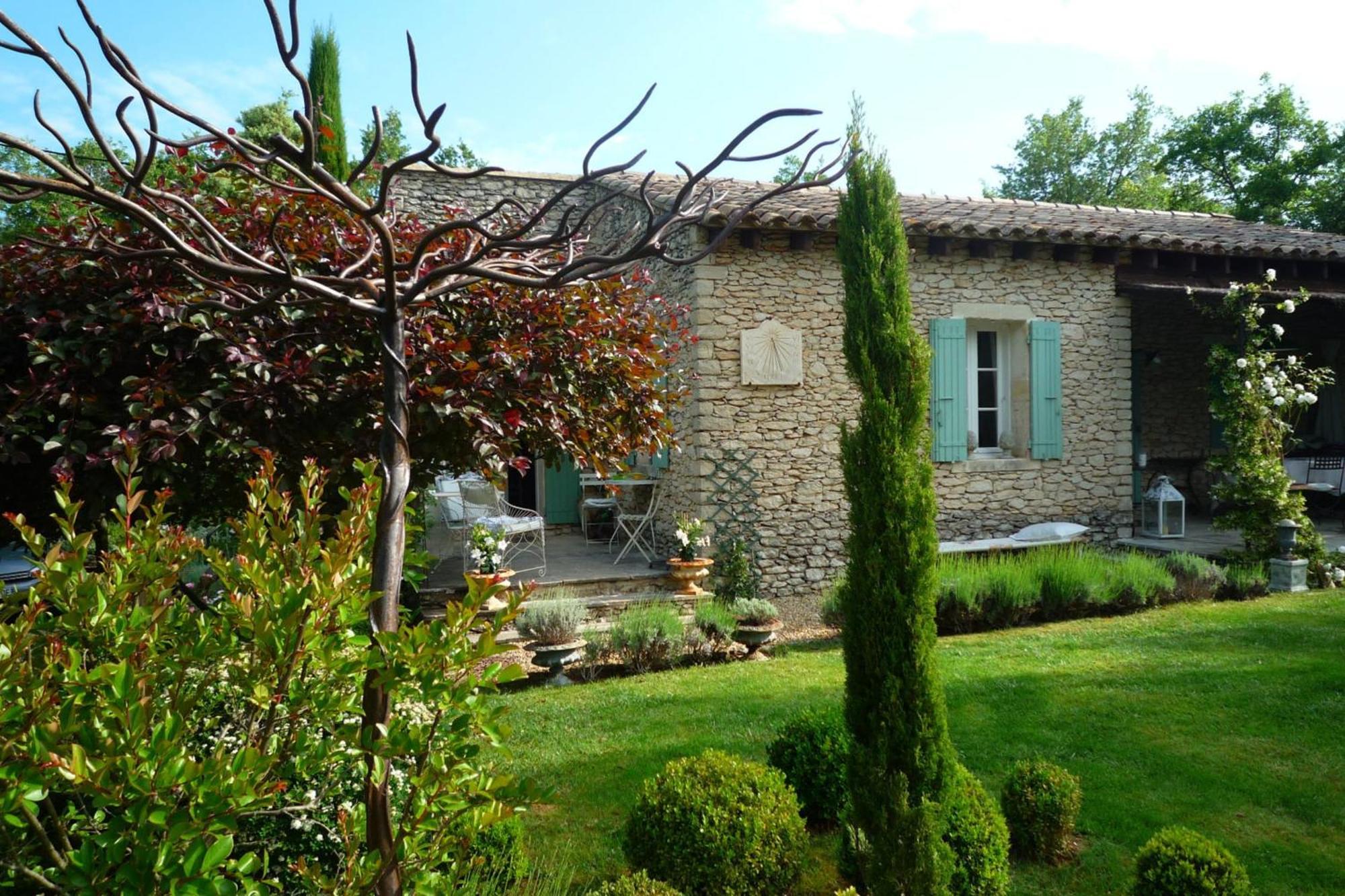 Beautiful Provencal Villa With Pool And Jacuzzi Лакост Екстериор снимка